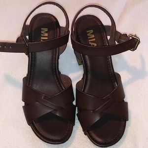 MIA Brown Platform Sandals size 6